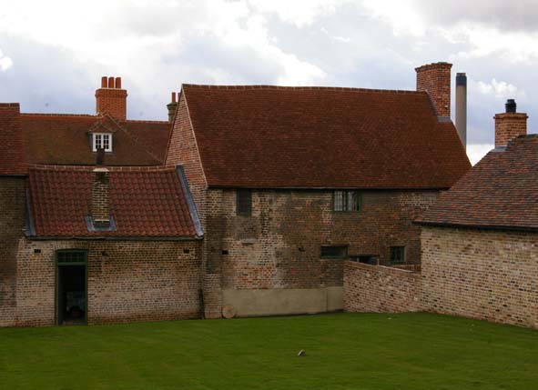 Coachmans cottage Stable Garden High House Production Park Purfleet Royal Opera House National Skills Academy ROH social heritage local cultural history restoration redevelopment horses Manor of West Thurrock